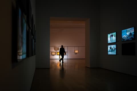 western gallery assistant